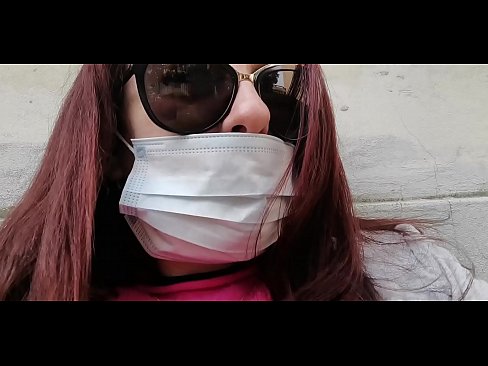 ❤️ Nicoletta yn dial ar ei chymydog ac yn pees yn ei garej (Cwarantîn Eidalaidd Arbennig Covid19) ❤ Just porn wrthon ni ❌️